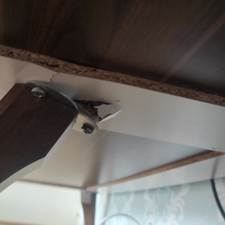 Özbay Mobilya'dan Alınan Konsolun Servis Sorunu