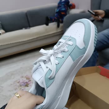 Yanlış Renk Ve Şüpheli Ürün: FLO Mağazasından Hayal Kırıklığı