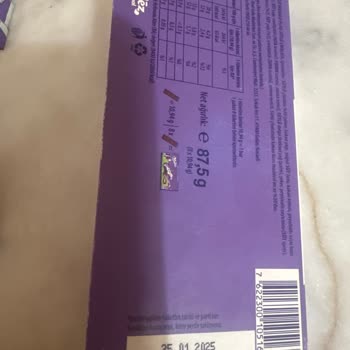Milka Milkinis Chocolate from Migros Had Spoiled, White Bubbles