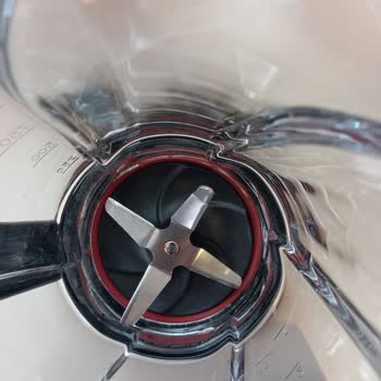 Paslanmaz Bıçak Hayal Kırıklığı