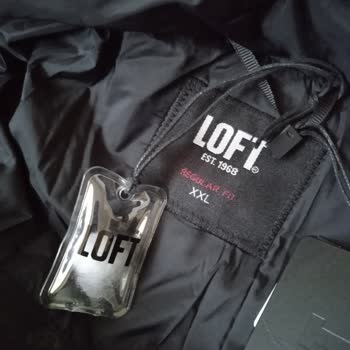 Yanıltıcı Etiketle Kaz Tüyü Sanrısı