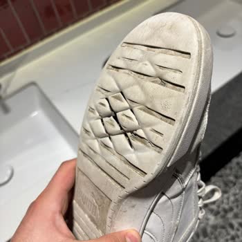 Puma Ayakkabının Tabanı Parçalandı, İade Talebi Reddedildi