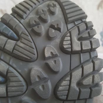 Amazon'dan Gelen Kullanılmış Ayakkabı Şoku