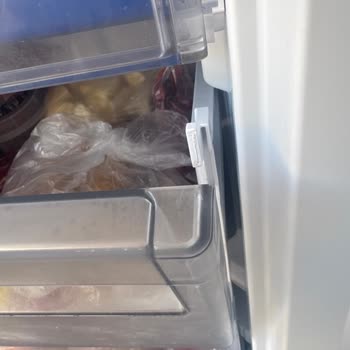 Arçelik Derin Dondurucu Çekmeceleri Sürekli Kırılıyor