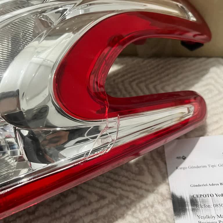 Kırık Ürün Teslimatı Ve Aras Kargo'nun İlgisizliği