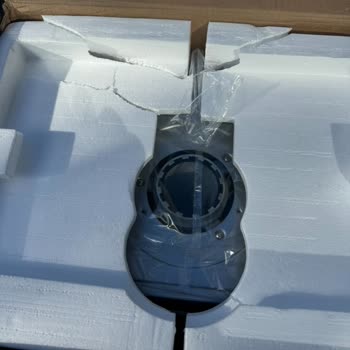 Sürat Kargo'da Hasarlı Paket Ve İlgisiz Hizmet