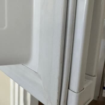 Siemens Ev Aletleri Küflü Buzdolabı Lastikleri Ve Yanıltıcı Ürün Teslimatı!