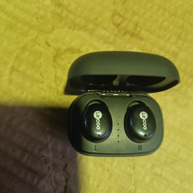 Yeni Alınan Lenovo Kulaklıkta Ani Işık Sorunu