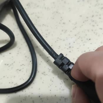 Patlayan Saç Kurutma Makinesi: Yanık Ve Korku Dolu Anlar