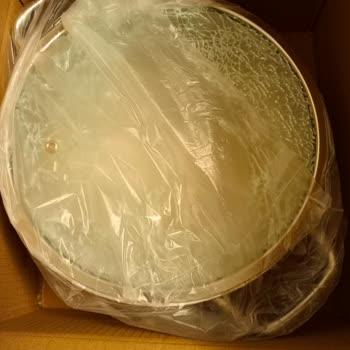 Kırık Cam Kapak Ve Yetersiz Müşteri Hizmetleri