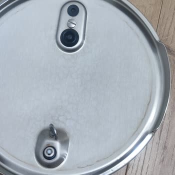 Fissler Düdüklü Tencerede İlk Kullanımda Lekelenme Sorunu