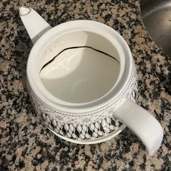 Arow Home Marka Porselen Çaydanlık Kullanımında Güvenlik Sorunu