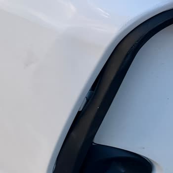 Valenin Suistimali Ve Restoranın Oyalama Taktikleri