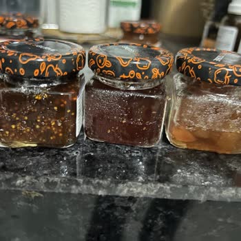 Açılmış Ve Sızdıran Reçeller Güven Vermiyor