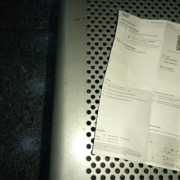Saatlerce Bekletilen Yolculuk: İptal Edilmeyen Biletler