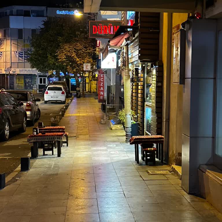 Ersay Dürüm Sarıyer Masalarla Yolu Kapatıyor!