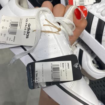 Sporthink Mağazasından Ayakkabı Aldık: Ayağımızdan Olduk