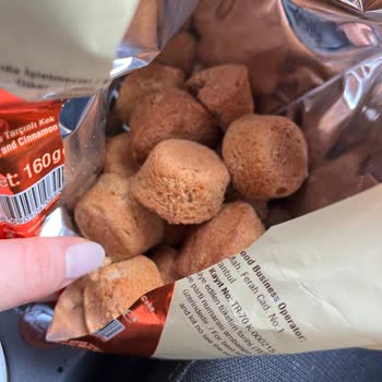 Ülker Dankek Lokmalık Kek Bayat Ve Kuru Çıktı