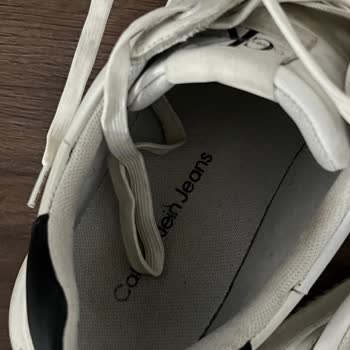 Calvin Klein Ayakkabıda Beklenmedik Sorunlar