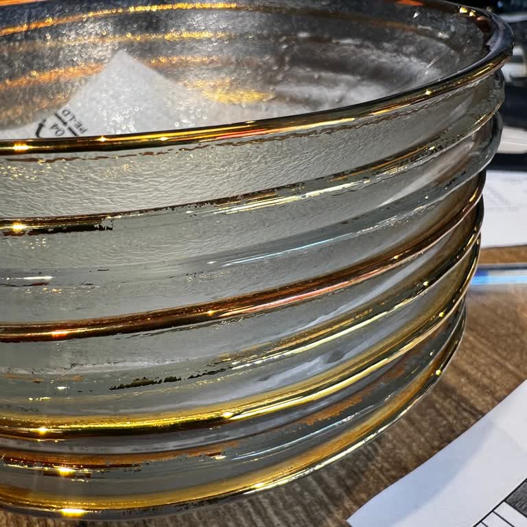 Yeni Aldığım Porland Moon Kaseleri Oksitlenmiş Ve Kullanılmamış Olmasına Rağmen Gold Kısımlar Çıkmış!