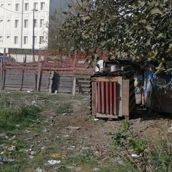 Gürültü Ve Kirlilikten Mahallede Yaşam Zorlaşıyor