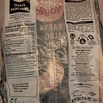 Böcekli Pirinç Kabusu: Mutfakta İstenmeyen Misafirler