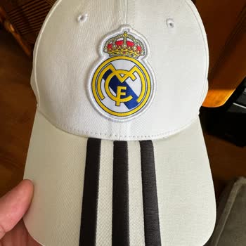 Adidas Şapka Sararma Sorunu Ve Yetersiz İnceleme