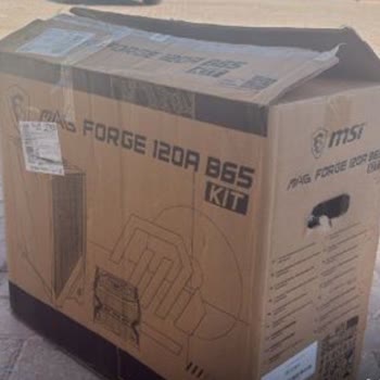 Kırık Kasa Ve İlgisiz Müşteri Hizmetleri