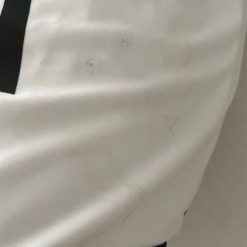 Deforme Forma Ve İlgisiz Müşteri Hizmeti