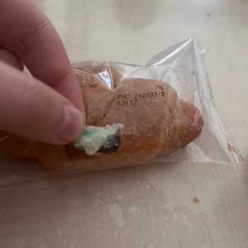 BİM Bien Kruvasan Şikayeti