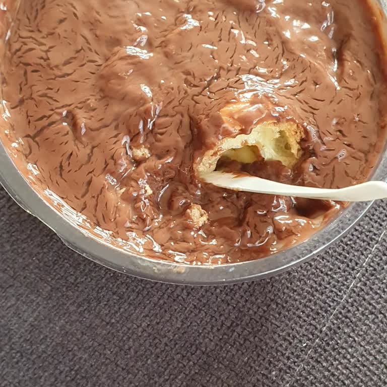 BİM'den Aldığım Profiterol Sürekli Bozuk Çıkıyor