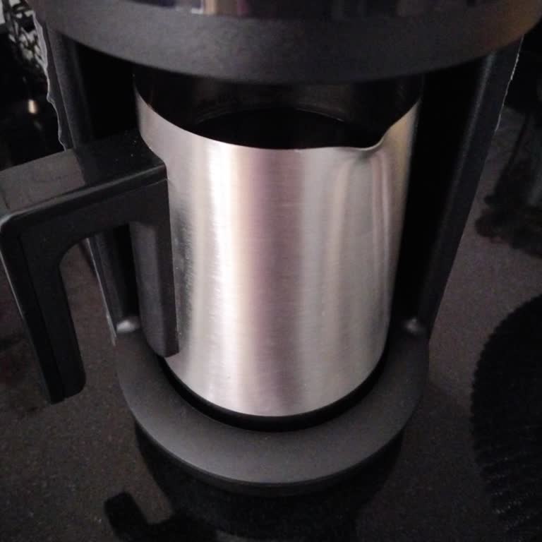 Kahve Makinesi Hayal Kırıklığı: Isıtıyor Ama Kaynatmıyor