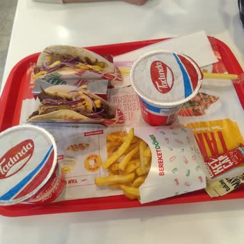 Kızılay AVM'de Beklenmedik Menü Deneyimi