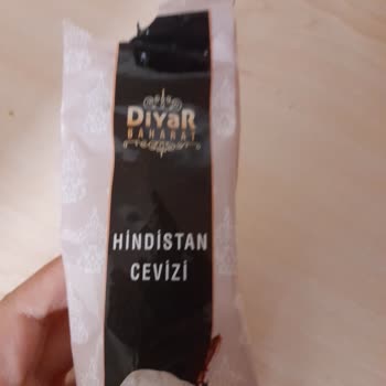 Baharat Karışıklığı: Hindistan Cevizi Mi Çörekotu Mu?