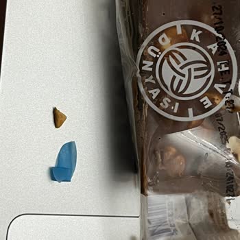 Kahve Dünyası Çikolatasında Şok Edici Plastik Parça