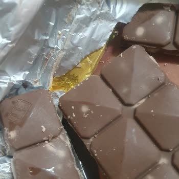 Eti Çikolata Bayat Çıktı: Koskoca Firmaya Yakışmadı