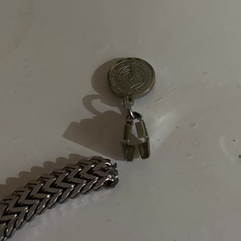 Fenerium Mağazasından Alınan Bileklik Neden Koptu?