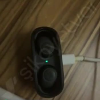 JBL Tws 100 Kulaklık Yeşil Işık Yanıp Sönüyor
