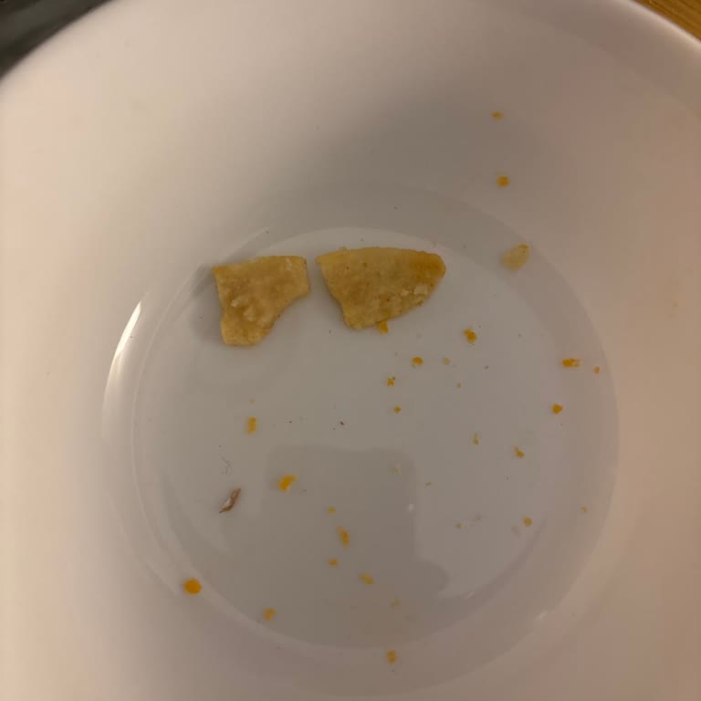 Taş Gibi Sert Parçalarla Dolmuş Master Potato Cips