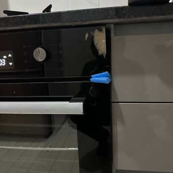 Kırık Cam Ve Sorumsuz Servis: Hayal Kırıklığı Yaratan Deneyim