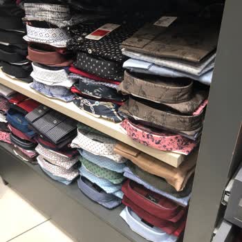 Yanıltıcı Katalog Ve Saygısız Hizmet