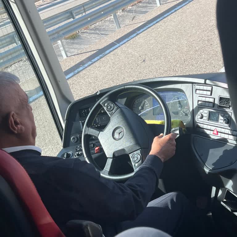 Otobüs Kaptanının Sigara İhlali Yolcuları Zehirliyor