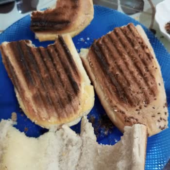 Yanık Tost Ve Eksik Malzeme Sorunu