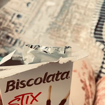 Biscolata Stix Paketi Açık Ve Bayat Çıktı