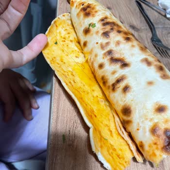 Dürümle Emaar AVM'de Hijyen Sorunu: Dürümden Saç Çıktı