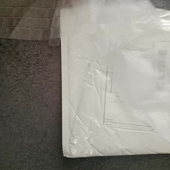 Yanlış Ürün Gönderimi: Laptop Yerine Naylon Parçası