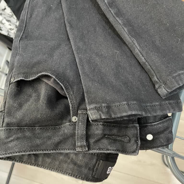 İlk Yıkamada Rengi Atan Pantolon: LTB'den Hayal Kırıklığı