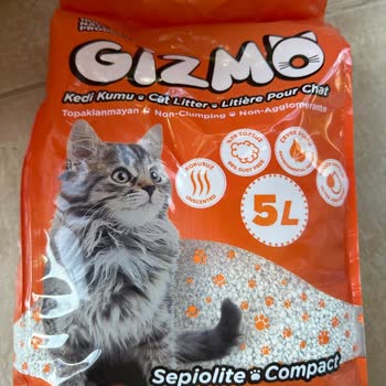 Kalitesiz Kedi Kumu Ve İlgisiz Müşteri Hizmetleri
