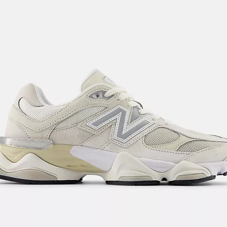 New Balance U9060WHT Ayakkabısında Domuz Derisi Endişesi