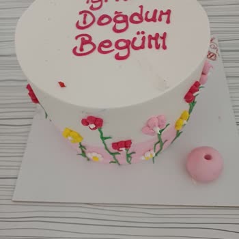 Doğum Günü Pastasında Hayal Kırıklığı